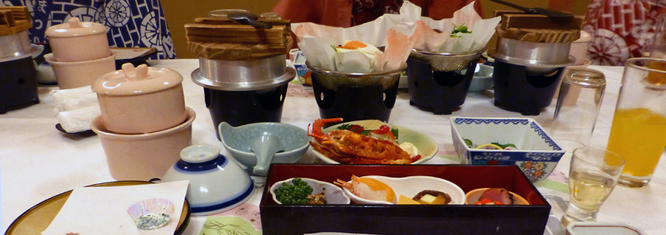 Ryugujo Spa Hotel Keiseki style dinner