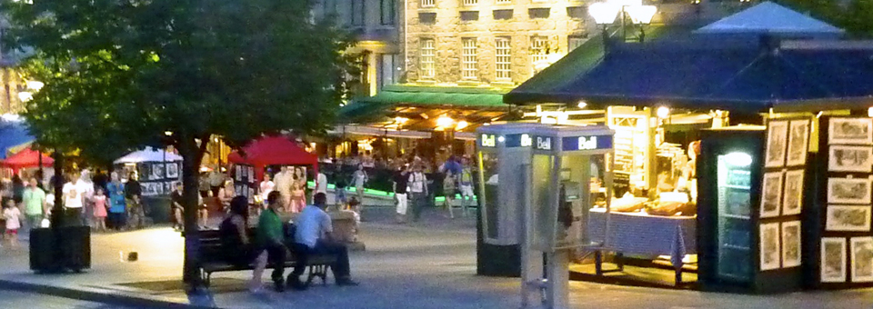 Place Jacques Cartier by night