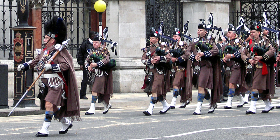 This London Regiment of bagpipers were among the over 6000 people participating in the Lord Mayor's Parade.