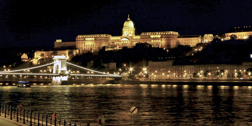 Chain Bridge and Castle Hill by night, Budapest 