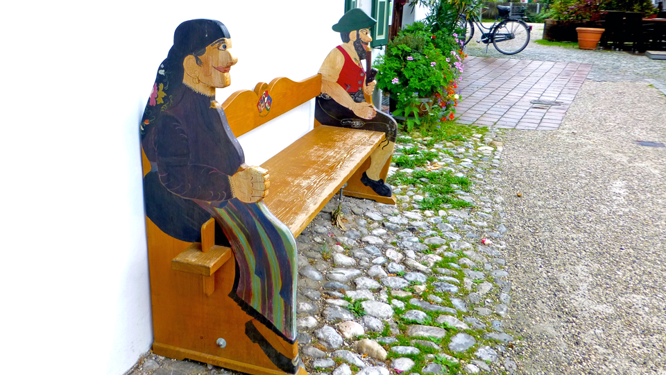 colorful bench, Garmisch 