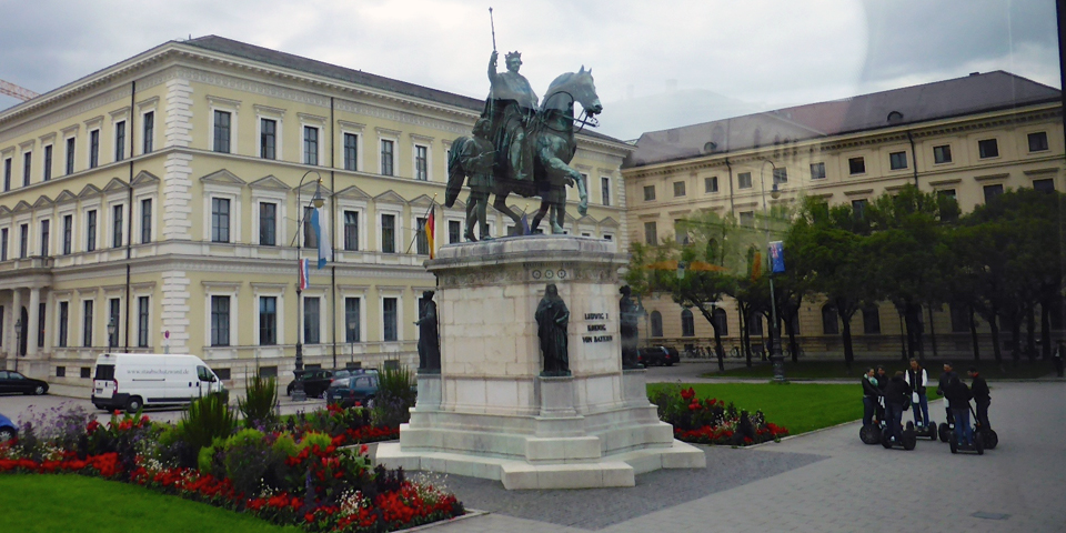 Ludwig I statue, Odeonsplatz, Munich