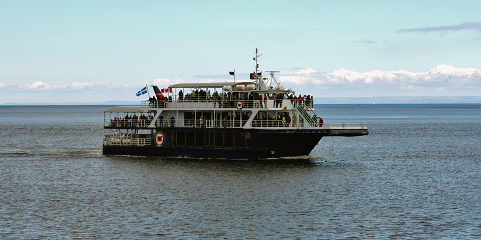 Grand Fleuve, Croisieres, whale watch, Charlevoix, Quebec, Canada