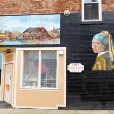 Girl With the Pearl Earring mural, New London, Connecticut