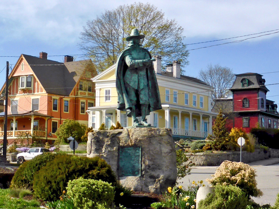 statue of John Winthrop, New London, Connecticut