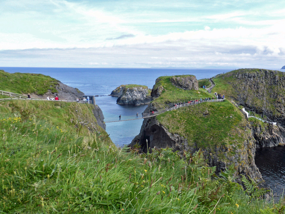 Carrick-a-Rede rope bridge, near Ballintoy in County Antrim, Northern Ireland