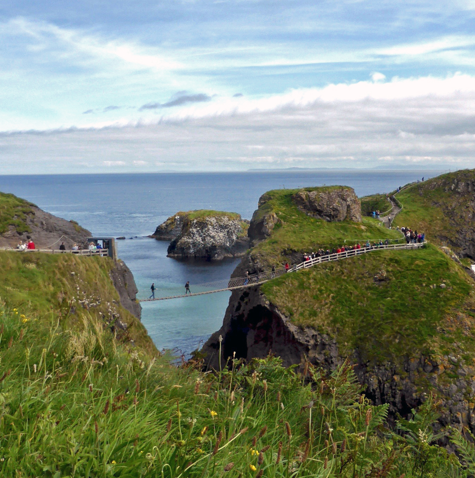 Carrick-a-Rede rope bridge, near Ballintoy in County Antrim, Northern Ireland