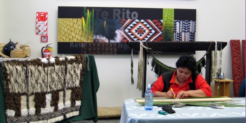 weaving, New Zealand
