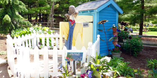 The Tale of Peter Rabbit, Bookworm Gardens, Sheboygan, Wisconsin
