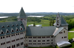 The Eastern Townships: the art of living well is just across the border