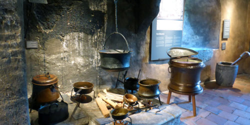 15th to 17th century kitchen, Spiez Castle