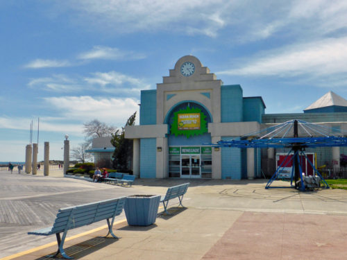entrance to Ocean Beach Park, New London, Connecticut